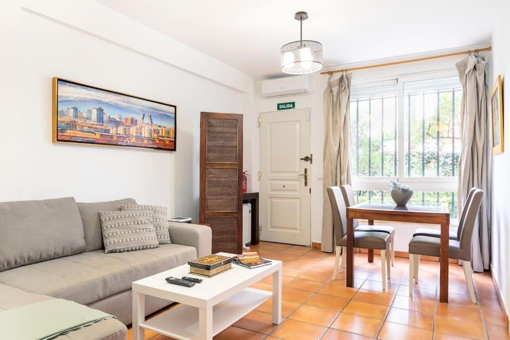 Acogedor Piso En Madrid De Dos Habitaciones Extérieur photo
